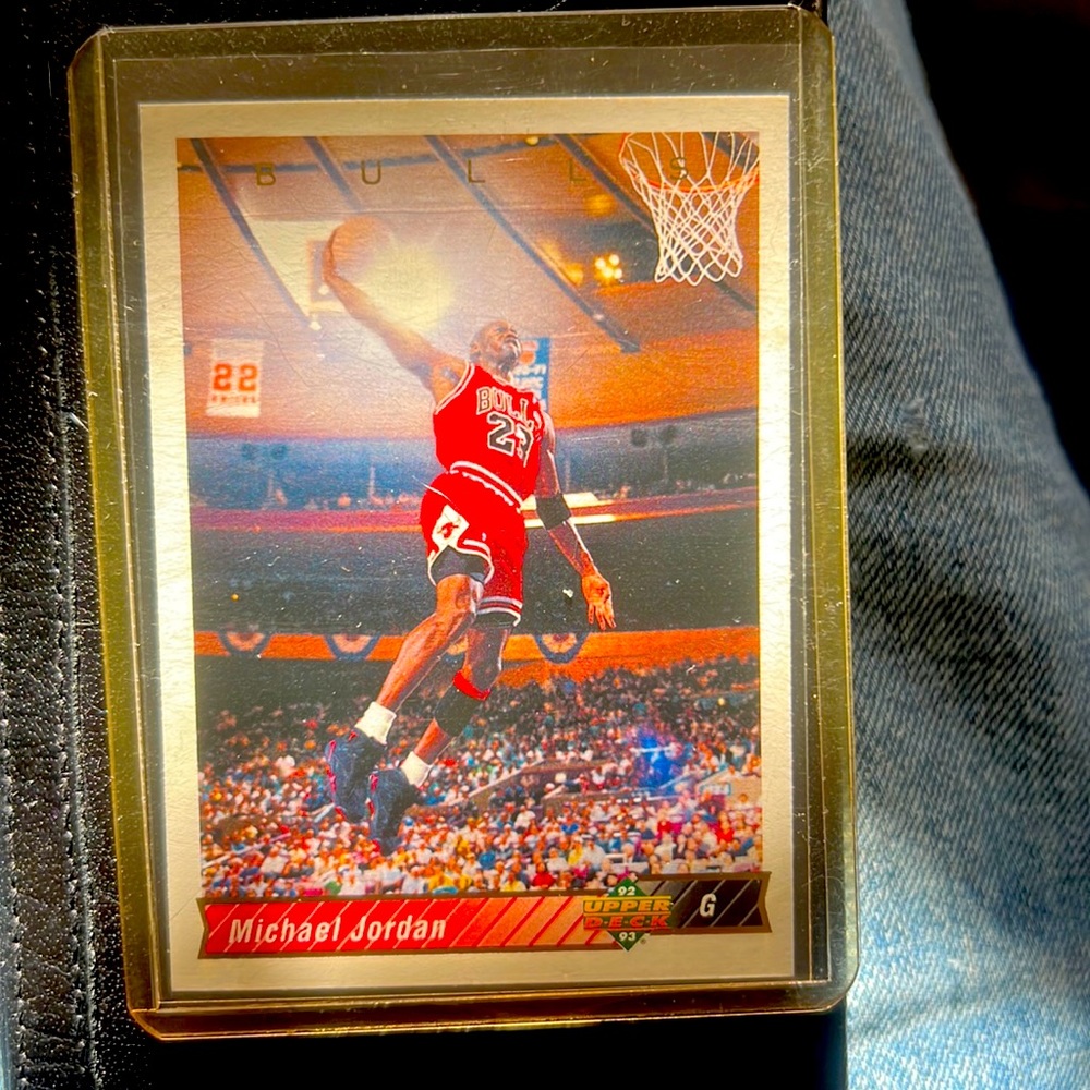 1994-95 upper deck “he’s back” Michael Jordan #23